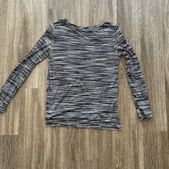 BCBGMAXAZRIA “charity” top - size Medium - Picture 2 of 4